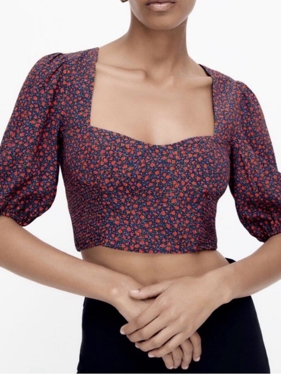 Zara Tops - Zara Crop Floral Printed Sweetheart Neckline Top